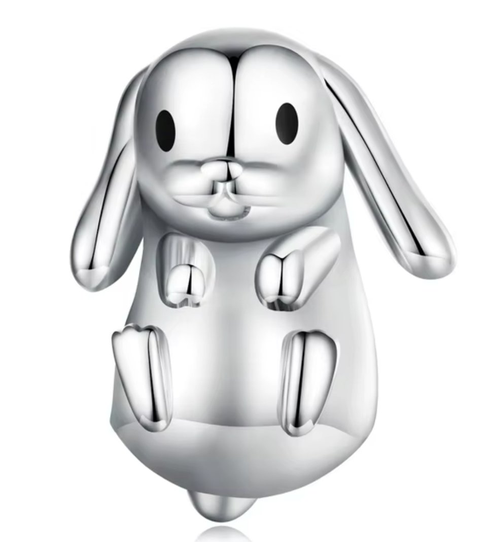 Agrega un toque de ternura con este charm de plata 925. Ideal para pulseras tipo Pandora. ¡Perfecto para regalar!